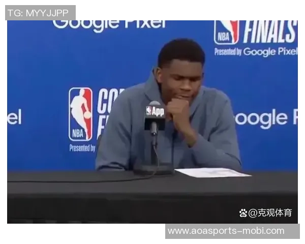 爱德华兹表现平平22投10中贡献28分三分与罚球命中率均不理想 爱德华兹表现平平22投10中贡献28分三分与罚球命中率均不理想